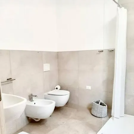 La Bella * 卡利亚里