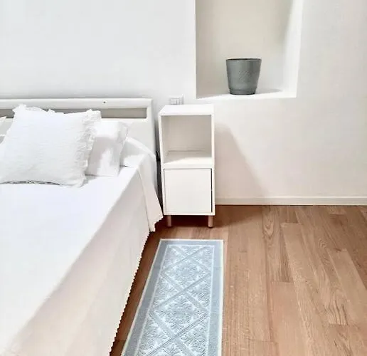 La Bella Villa *